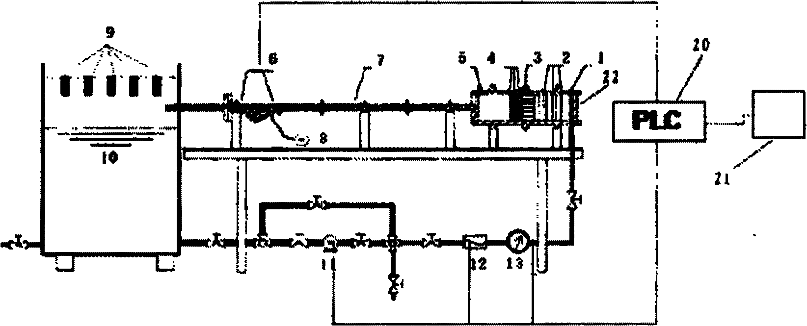 Flow channel type marine organism adhesion testing device