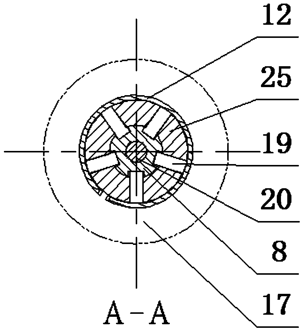 A high-precision grinding machine double-tightening self-centering mechanism fixture and its grinding machine