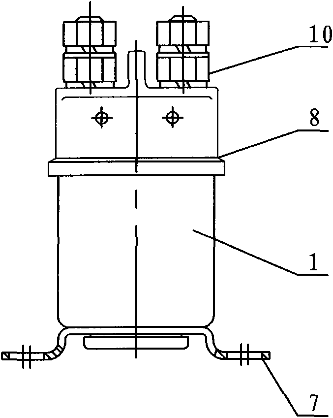 Bistable state magnetic latching contactor for power supply switch of electric tricycle