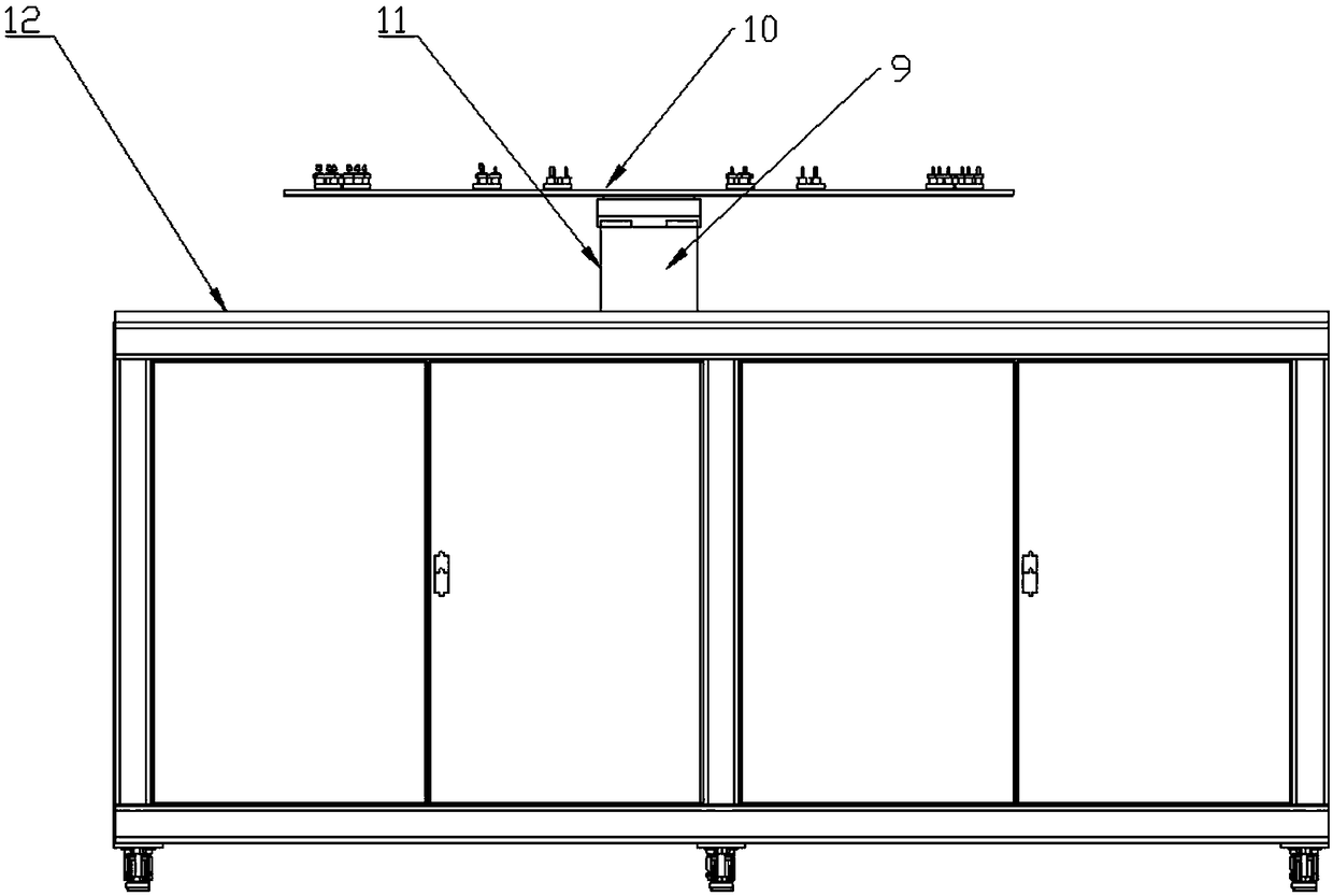 Automatic assembling machine of razor base