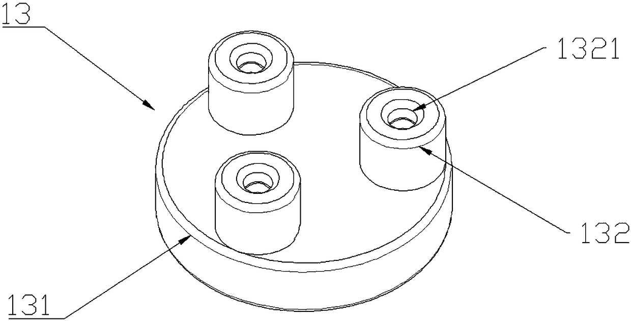 Automatic assembling machine of razor base