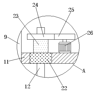 Solid separation device facilitating adjusting of size of filter net