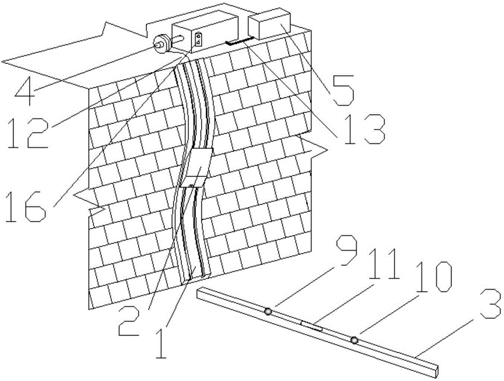 Portable wall space deformation monitoring device for reinforced soil retaining wall and monitoring method