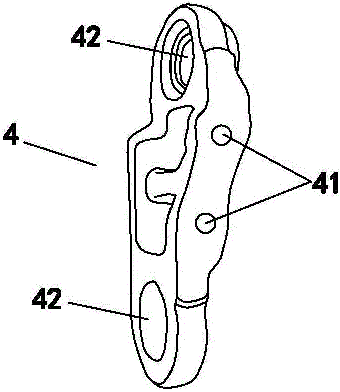 Chain sheet clamping device and chain sheet machining equipment provided with same