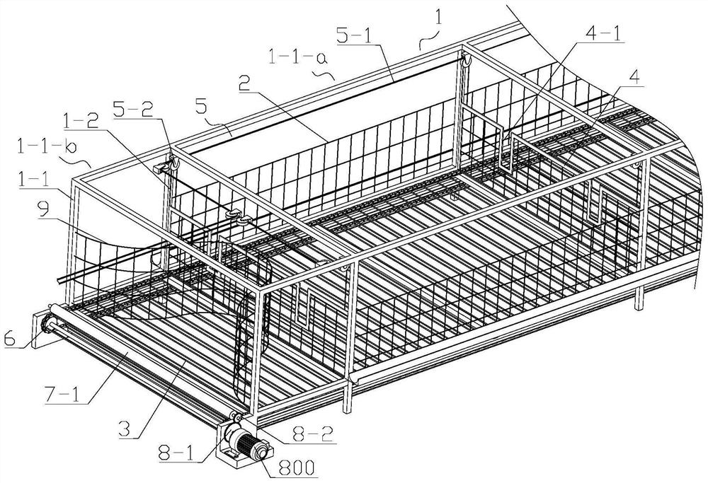 A poultry breeding cage with longitudinally movable bottom net