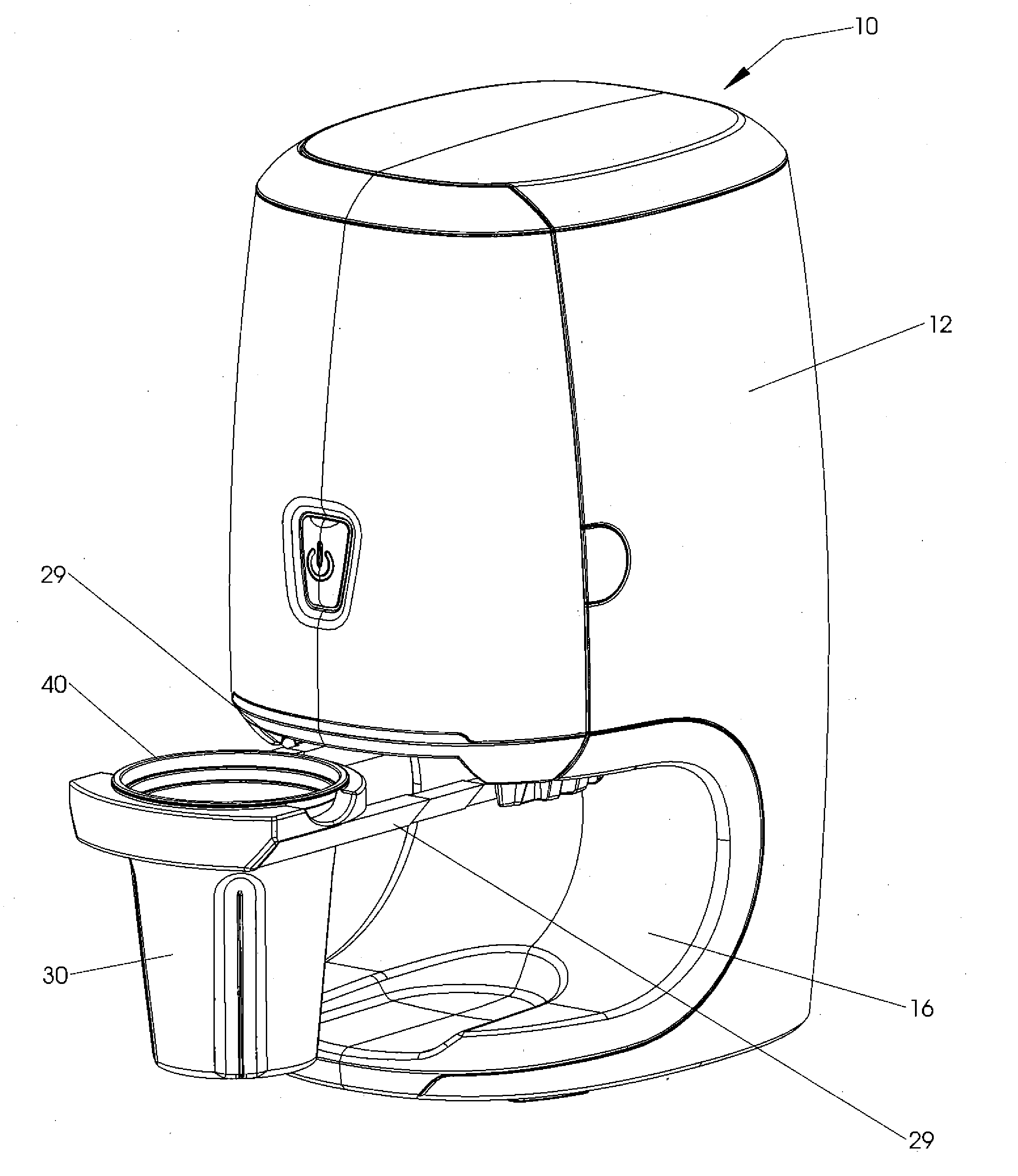 Compact blender for frozen beverages