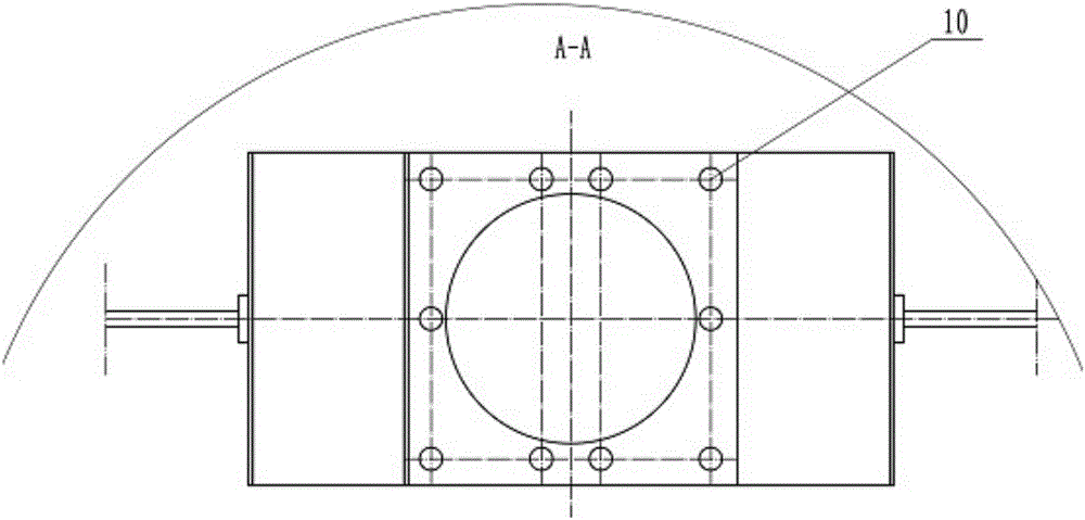 An oil shale gas heat carrier carbonization furnace that is easy to be enlarged