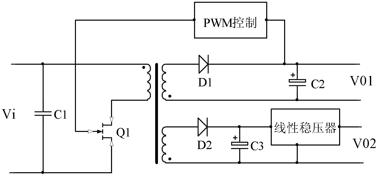 Flyback converter for implementing auxiliary output voltage control by using triode and control method