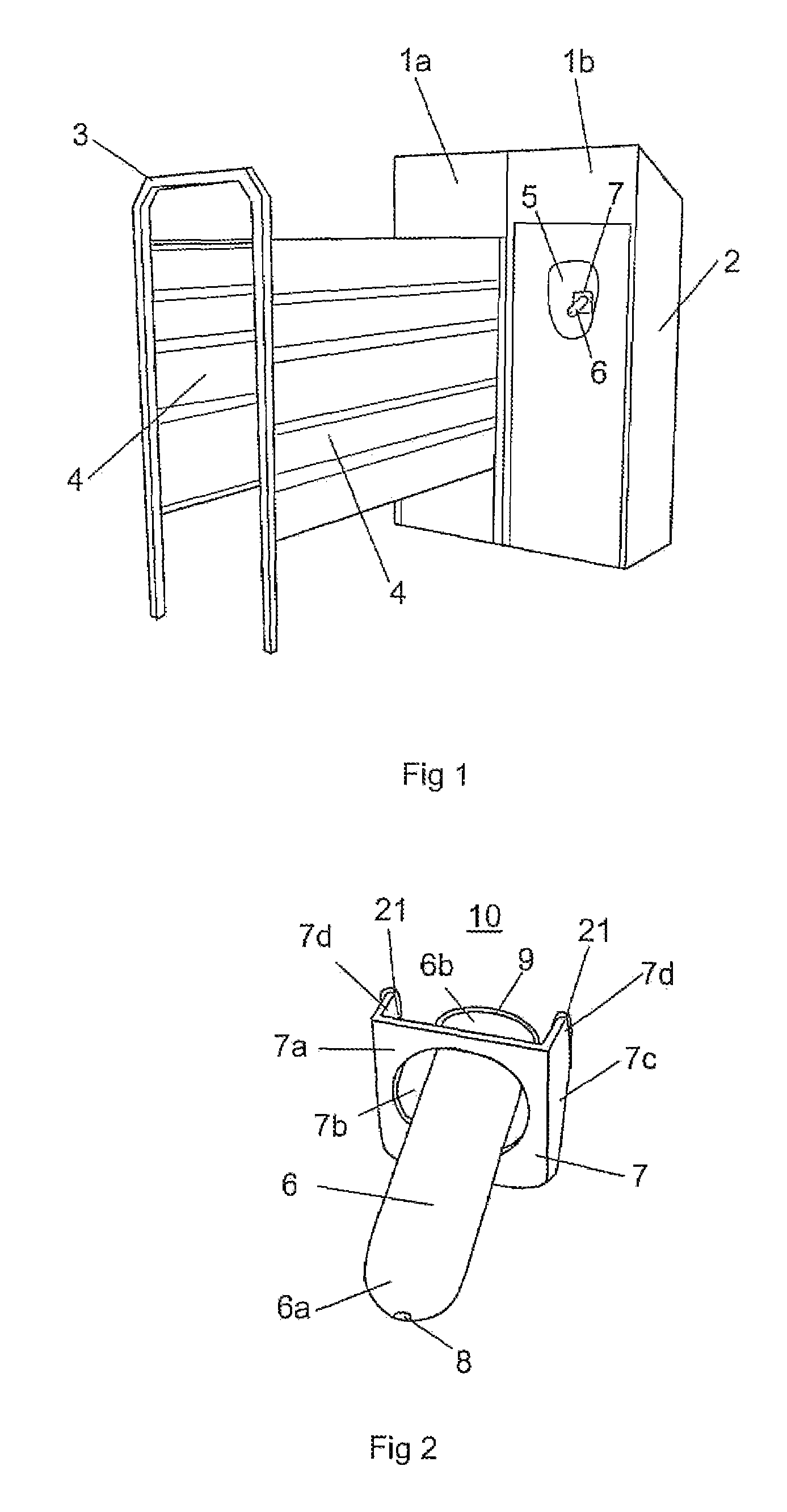 Device for feeding a liquid to an animal