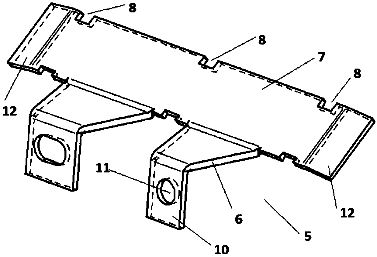 Guiding support for protecting brake pipeline passing heavy truck gearbox suspension