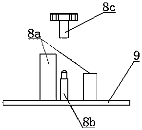 Automobile rearview mirror spin riveting device