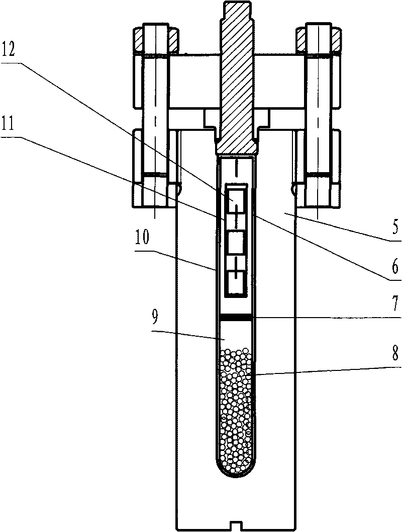 Zinc oxide crystals and preparation method thereof