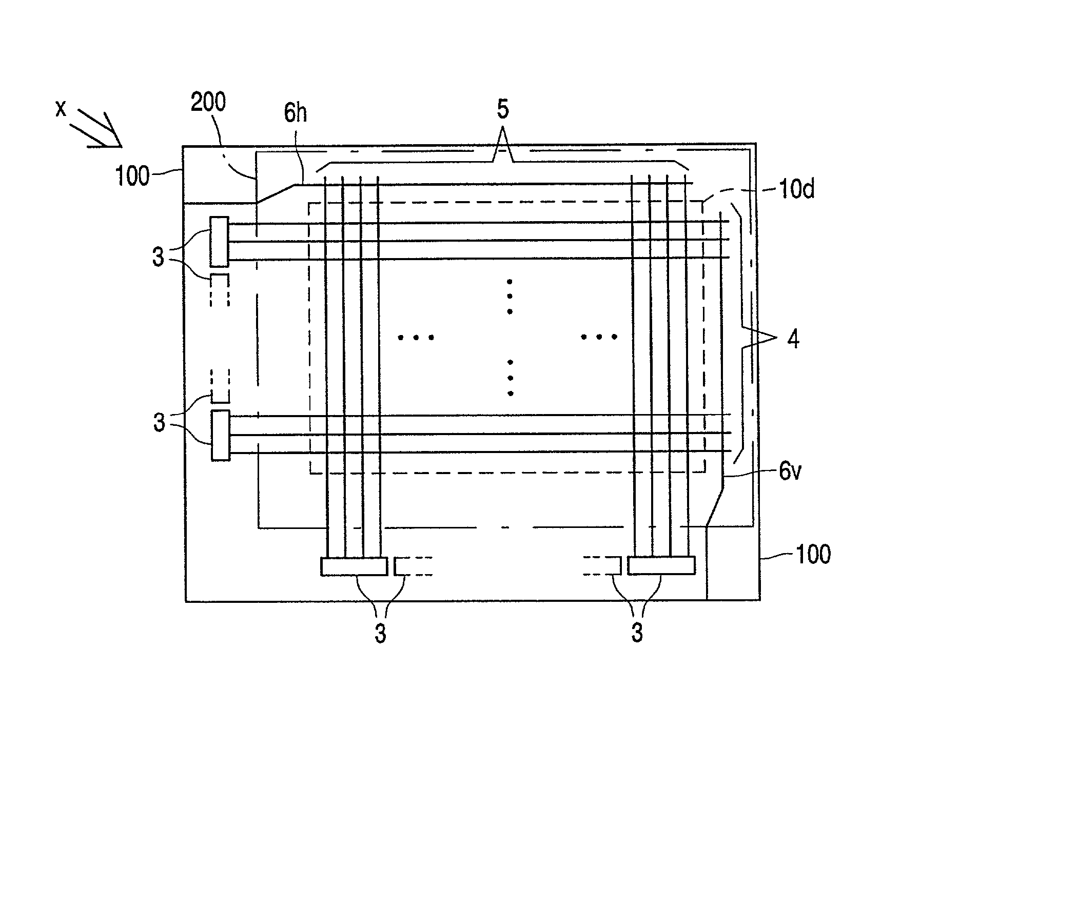 Liquid crystal display device having an auxiliary wiring