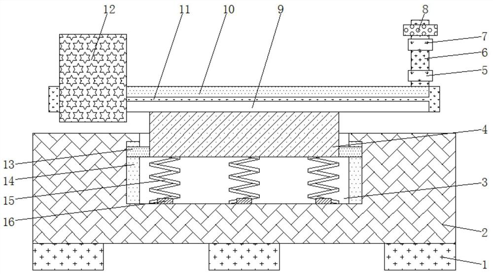 Leather hammer flattening device for leather shoe processing