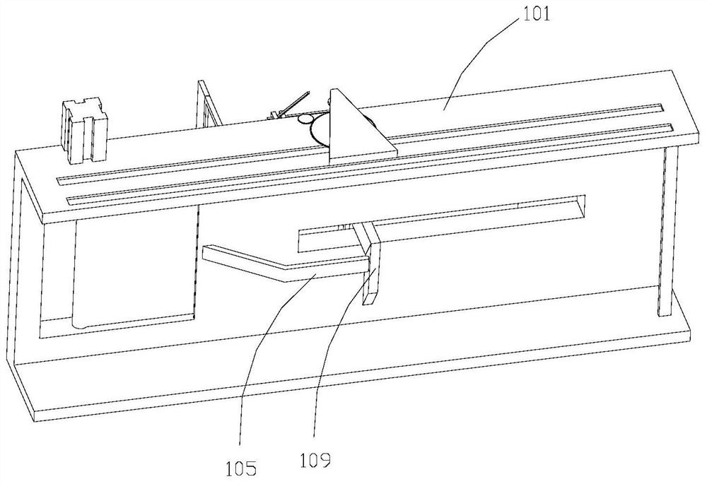 Dicing device and dicing and auxiliary material adding device and method for minced meat processing