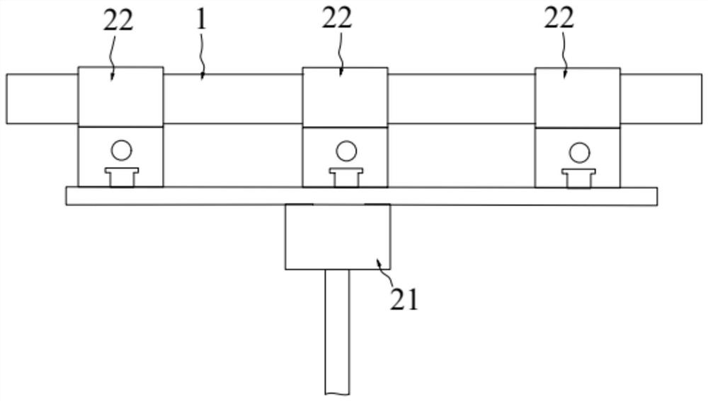 Overhead line insulating sleeve mounting tool