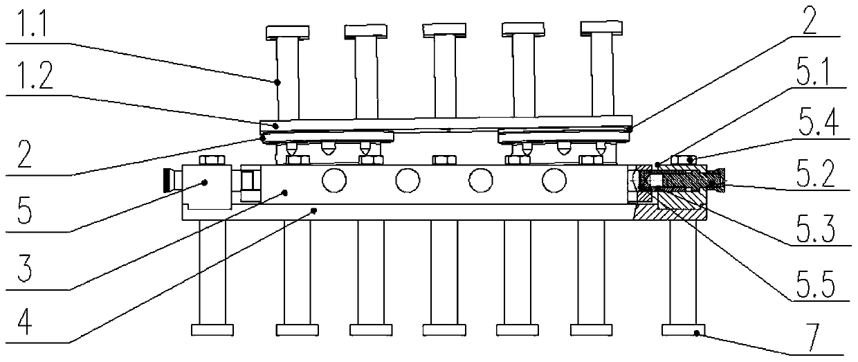 Straddle type monorail transit track beam spherical steel support