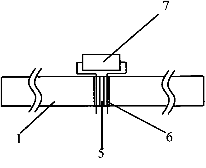 Auxiliary adjusting instrument of light spot center of expanded narrow laser beam