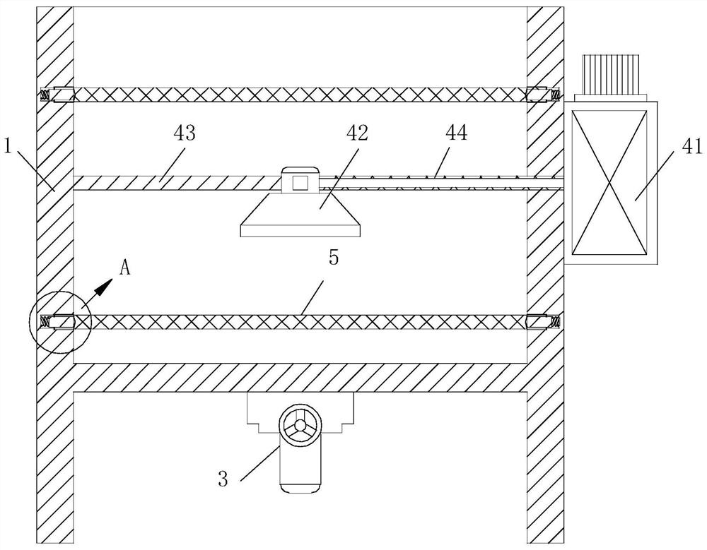 High-concentration organic wastewater treatment and recycling device