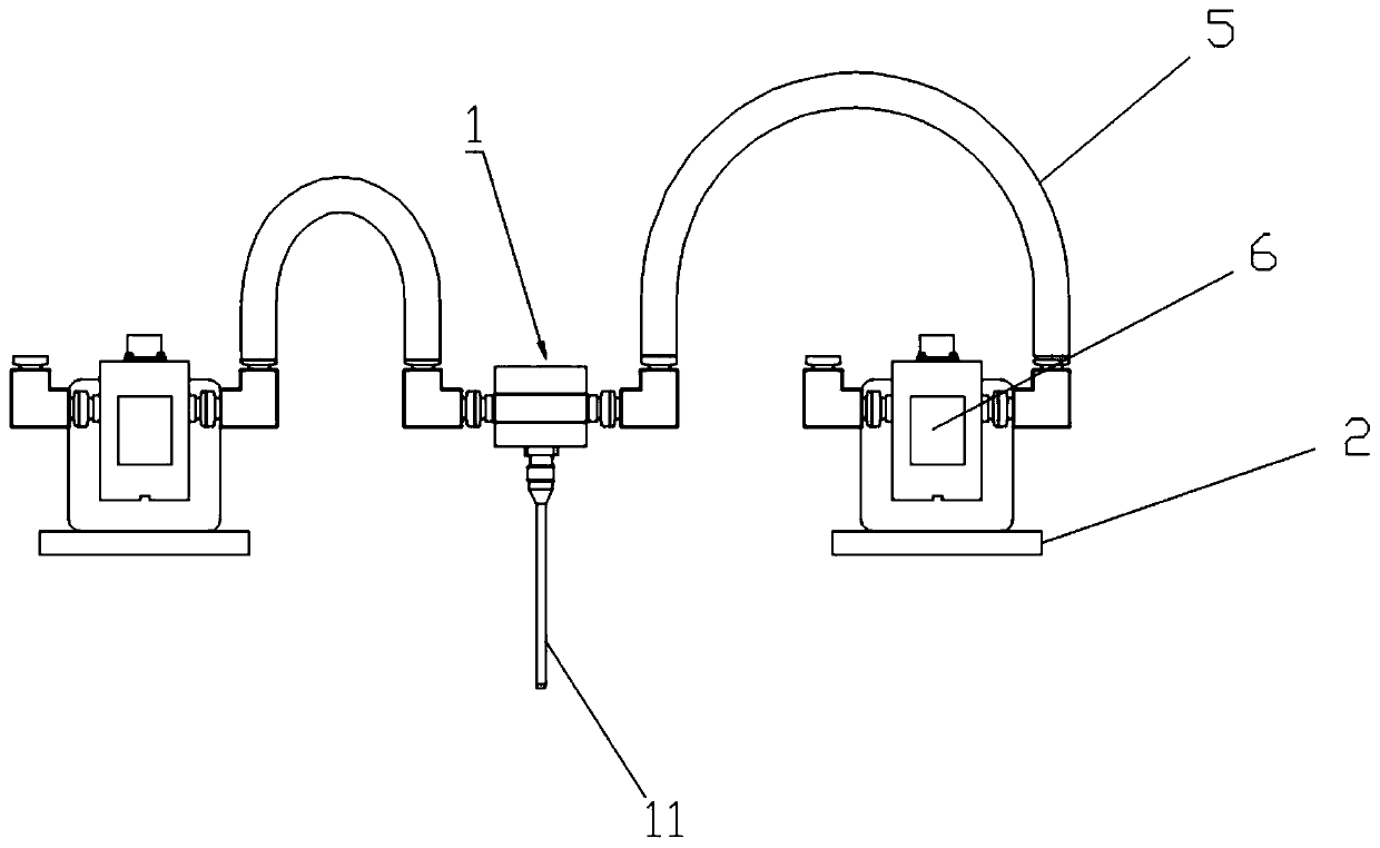 Gear pump glue injecting head