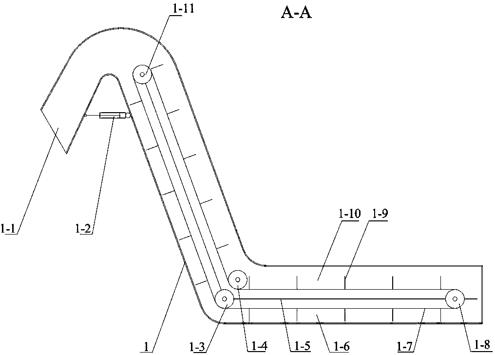 Conveying type hot air protected snow removing vehicle