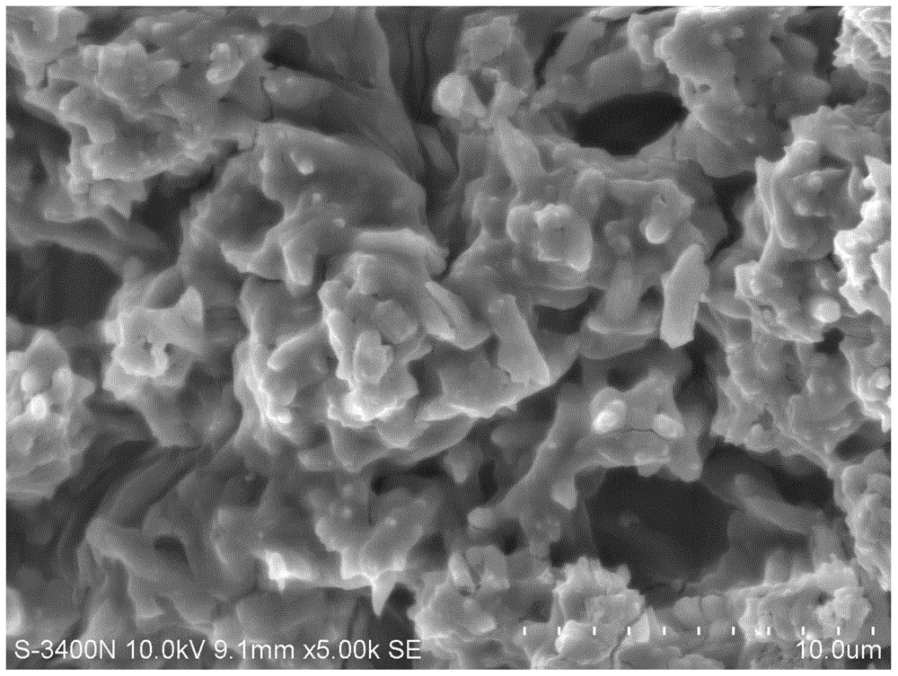 A method for constructing calcium carbonate superhydrophobic structure on the surface of bamboo wood