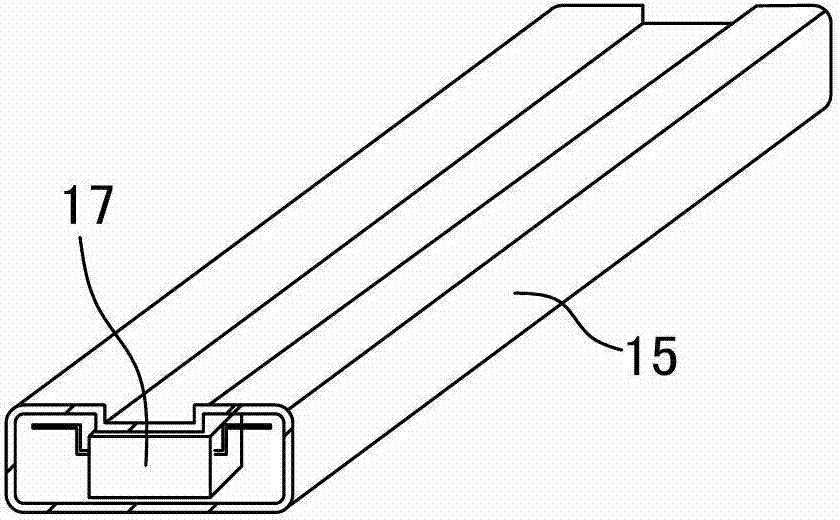 Automatic pipe layout mechanism for receiving pipes of integrated circuits