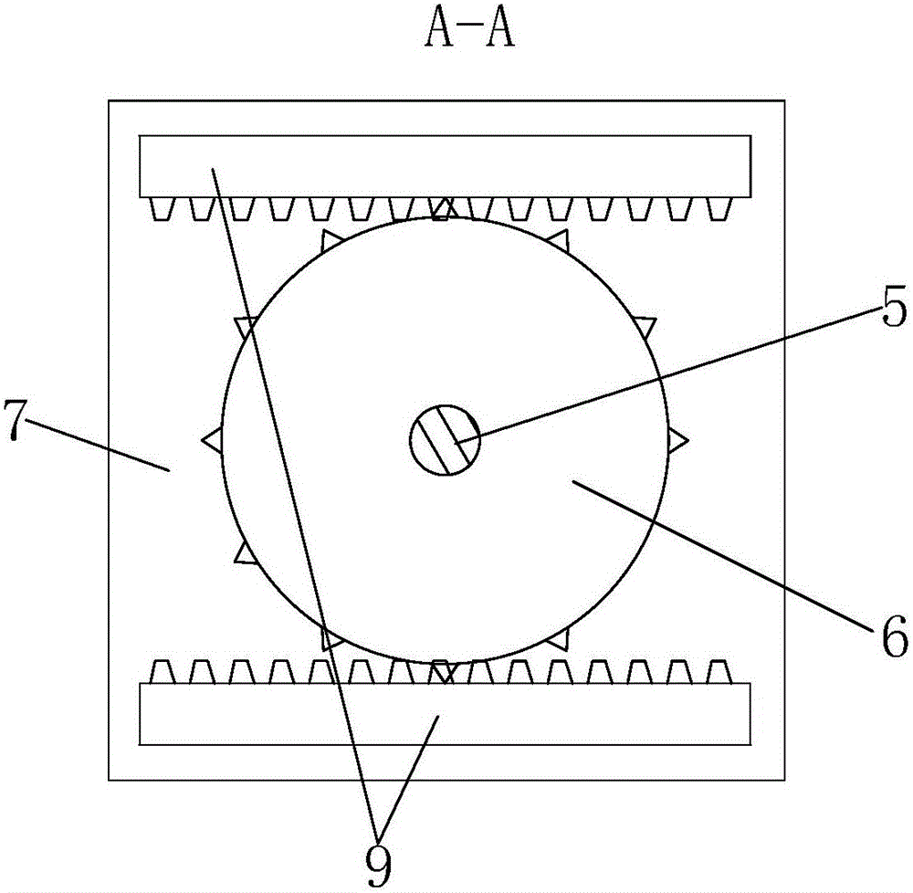 Gripper used for vertical carrying of large-sized copper pipes