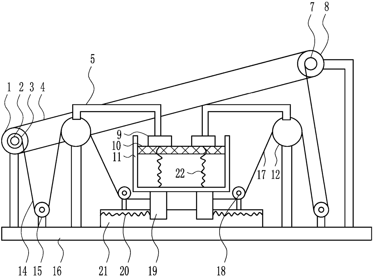 A fast crushing device for animal feed