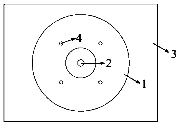 Compact broadband omnidirectional vertically polarized antenna