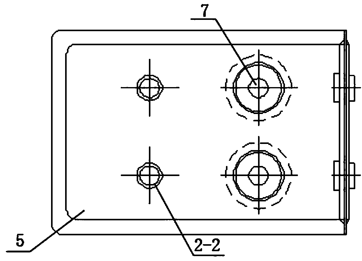 Copper-aluminum composite low-sensitive busbar and manufacturing method thereof