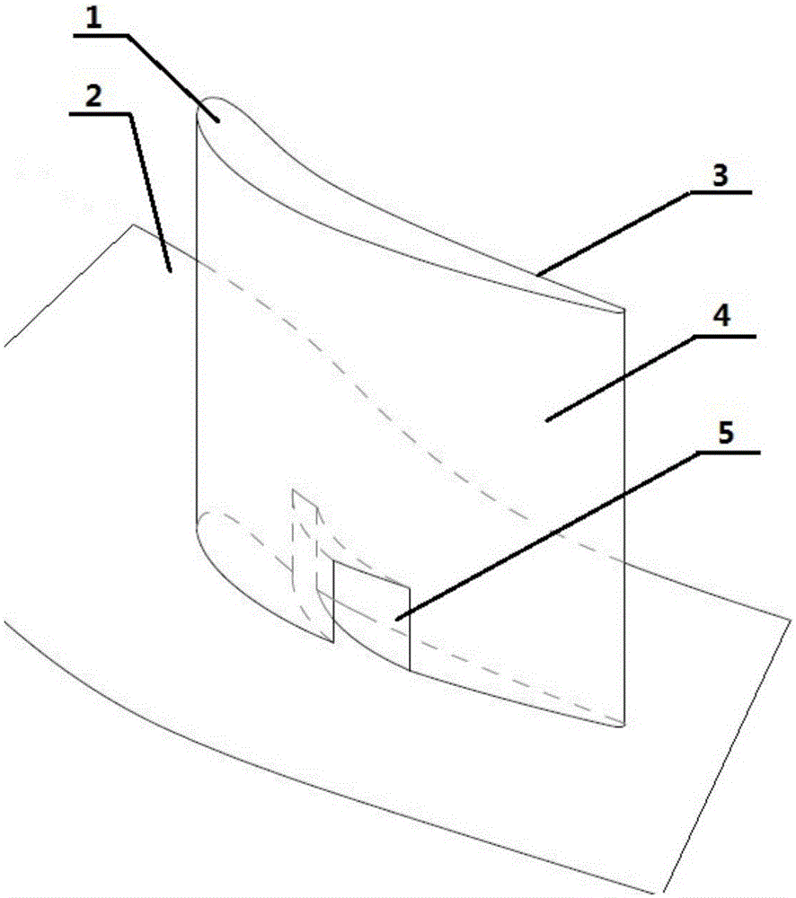 Compressor stator cascade with blade root provided with equal-width circular arc shaped channels