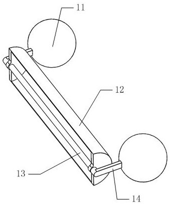 Environment-friendly offshore leaked oil automatic cleaning device