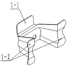 Automobile safety belt retractor installation structure