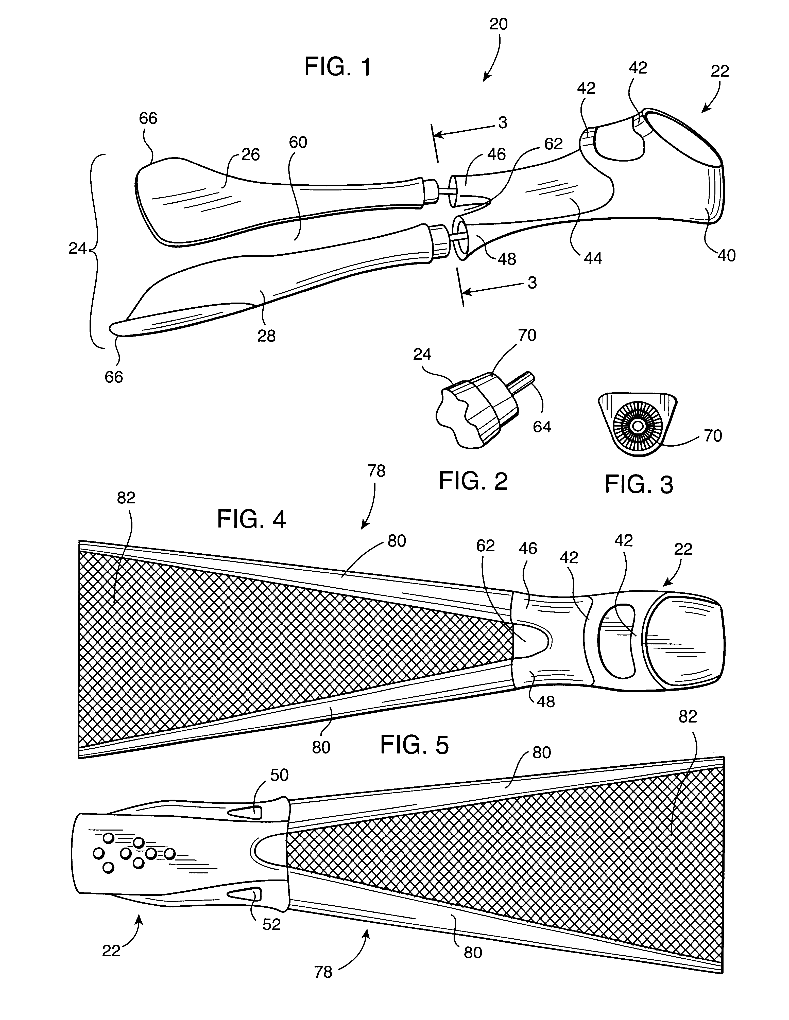 Swim fin having articulated wing members