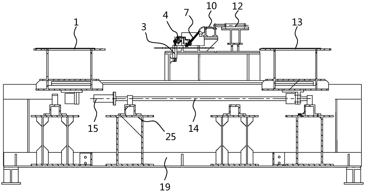 Automatic distributing device for O-shaped sealing ring vulcanized formed blank, and distributing method thereof