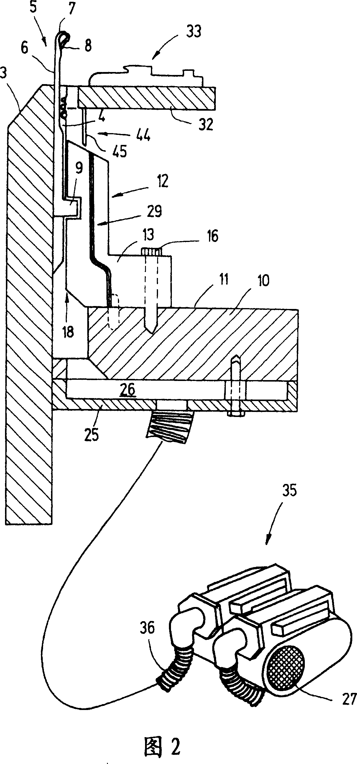 Knitting machine with air jet