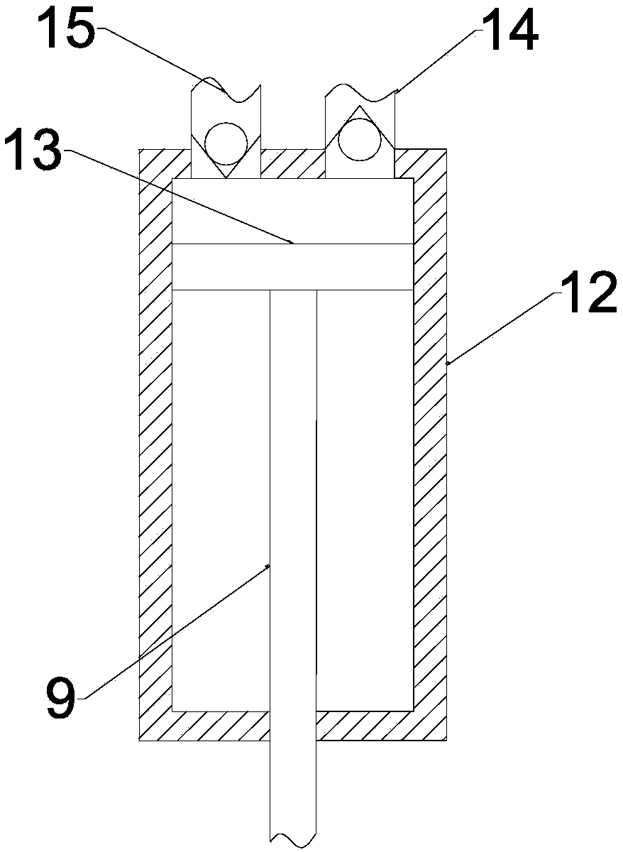 Cyclic continuous cleaning and compacting device for road surface