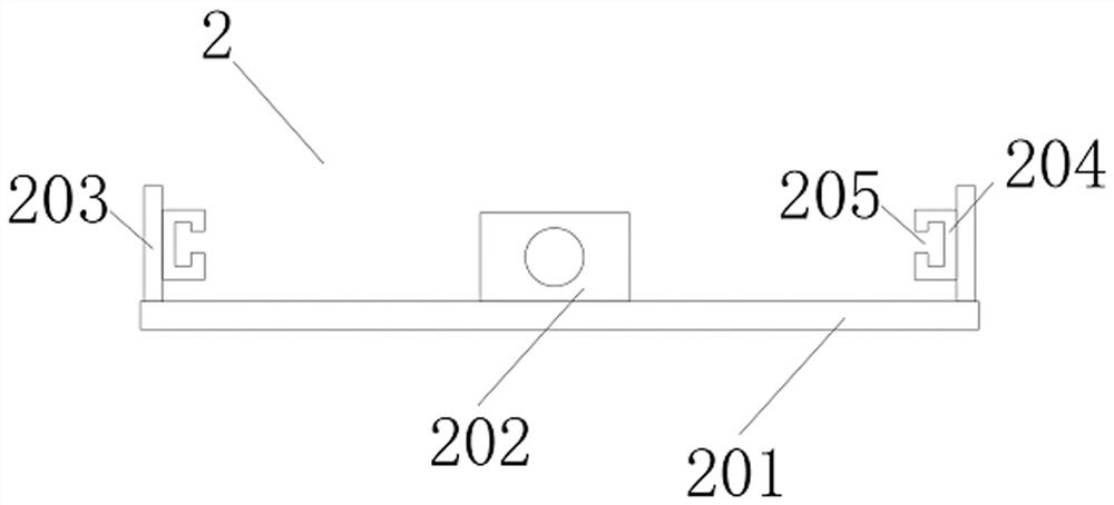 A photovoltaic module that improves stacking efficiency