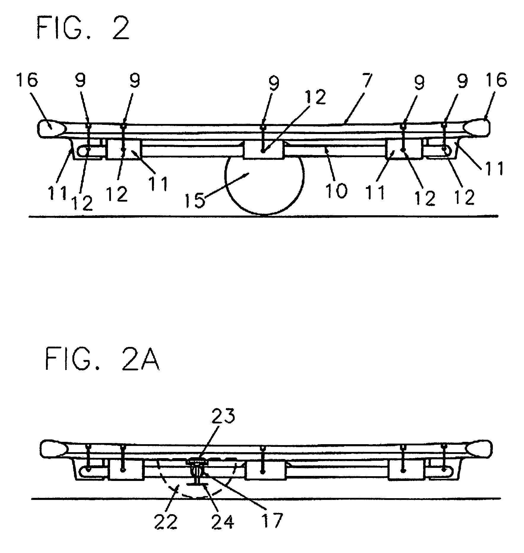 Adjustable balance board with freely moveable sphere fulcrum