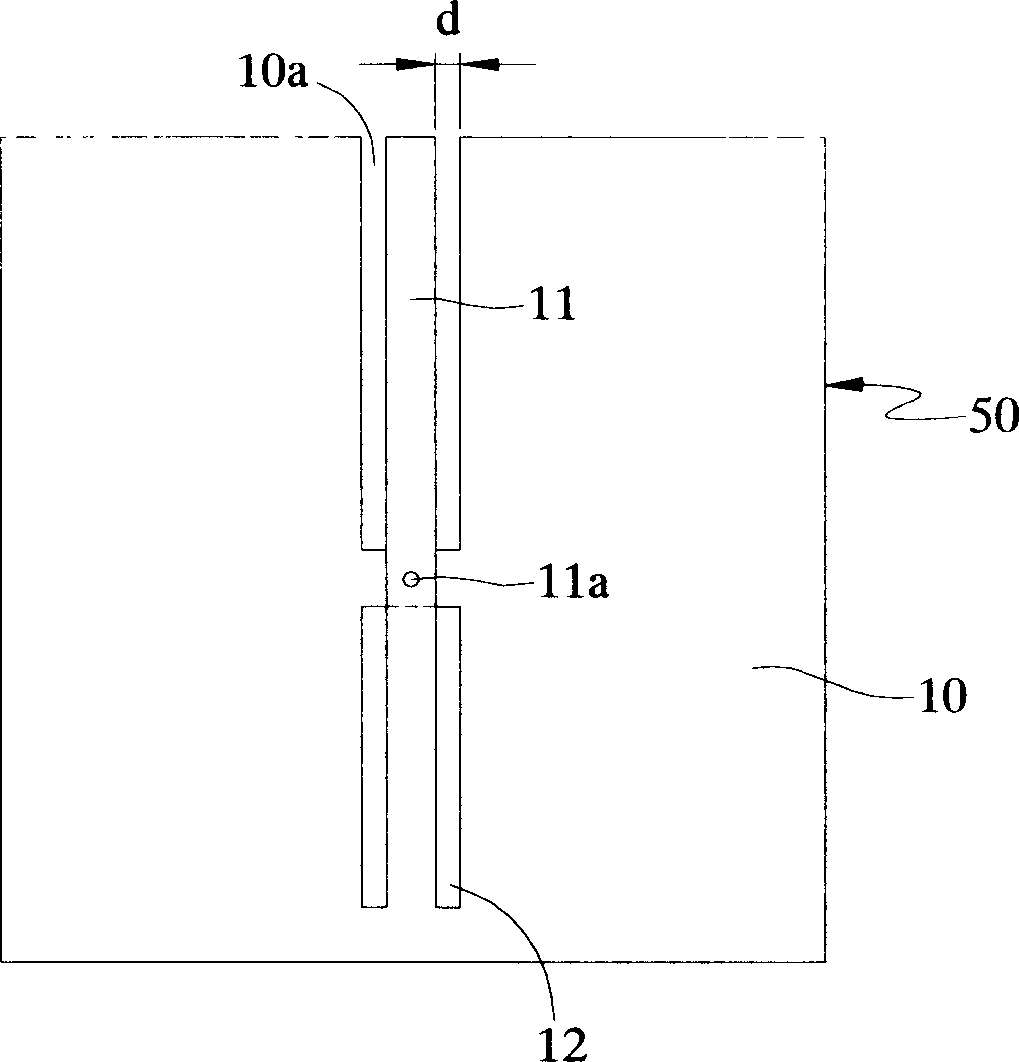 Symmetrical slotted monopolar antenna