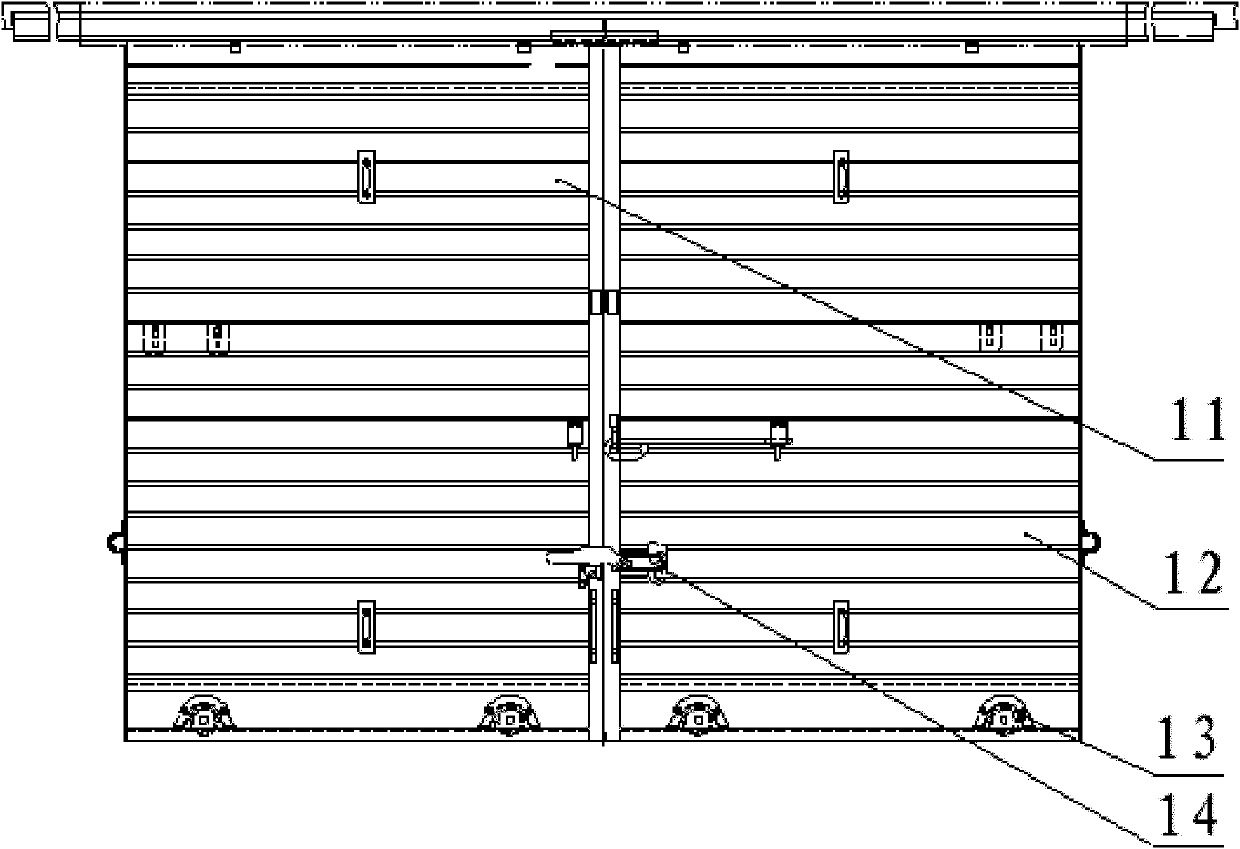 Railway box wagon door and railway box wagon