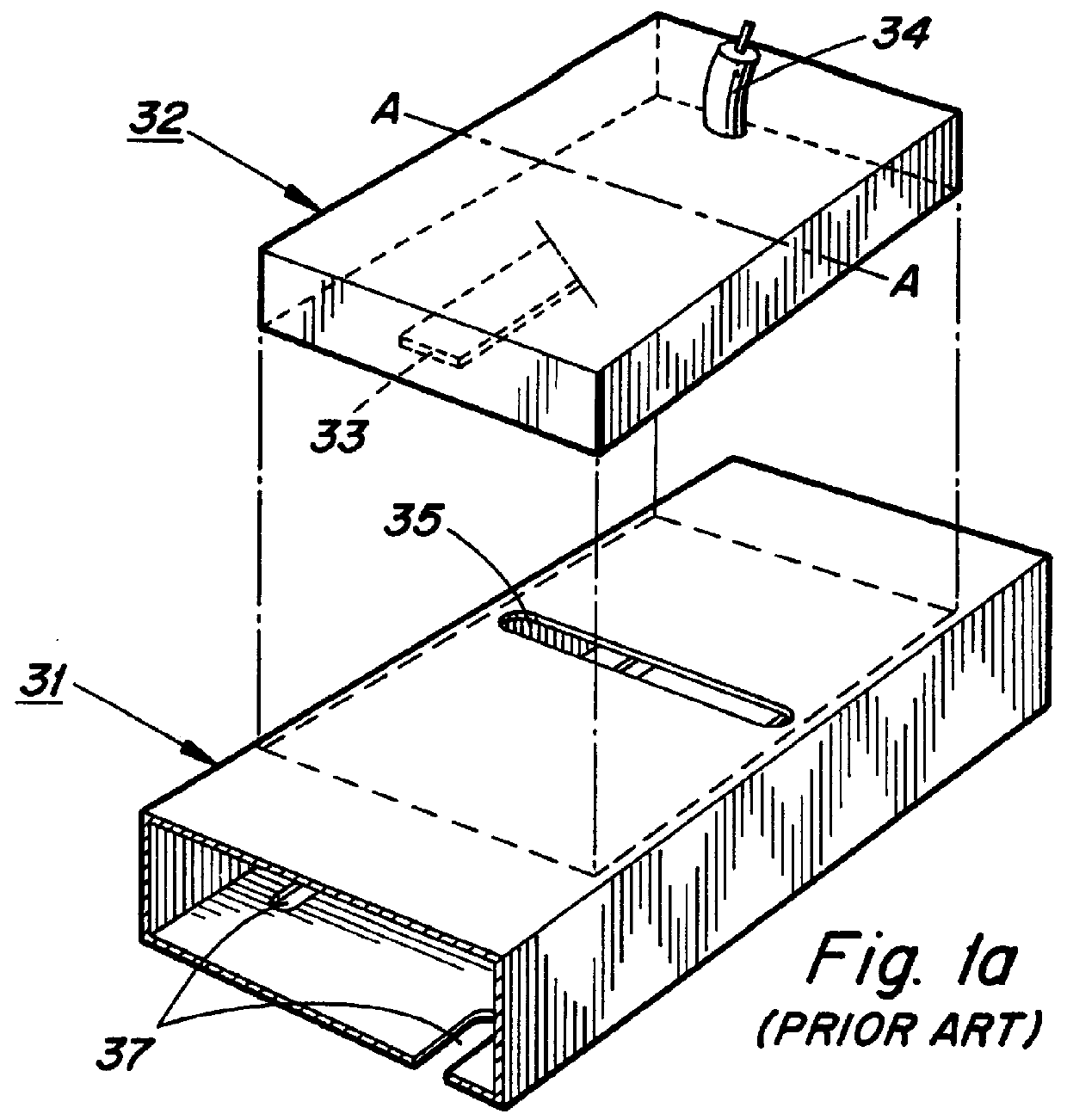 Microwave antenna transmission device having a stripline to waveguide transition via a slot coupling