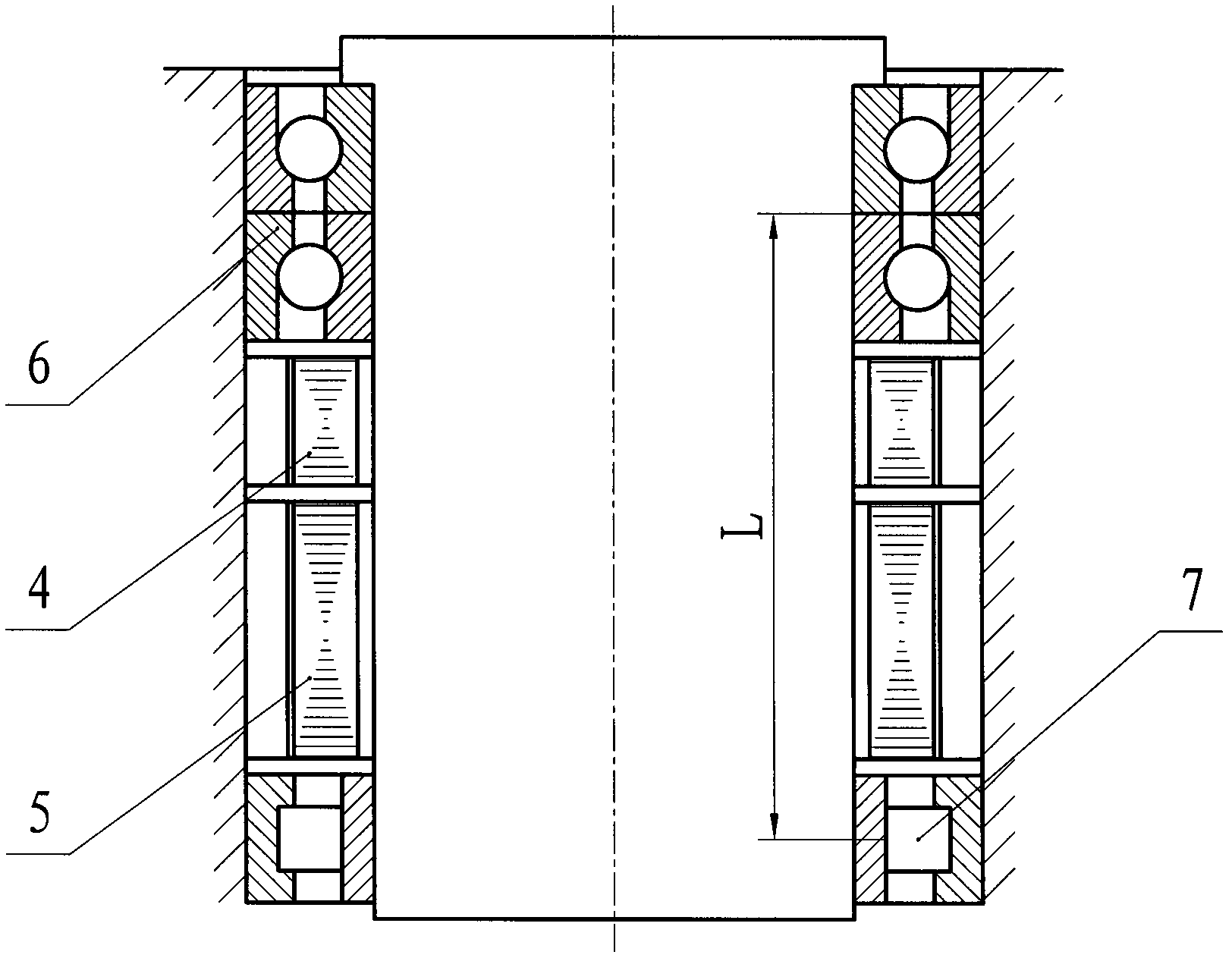 Directional device of photoelectric tracker installed on naval gun bracket