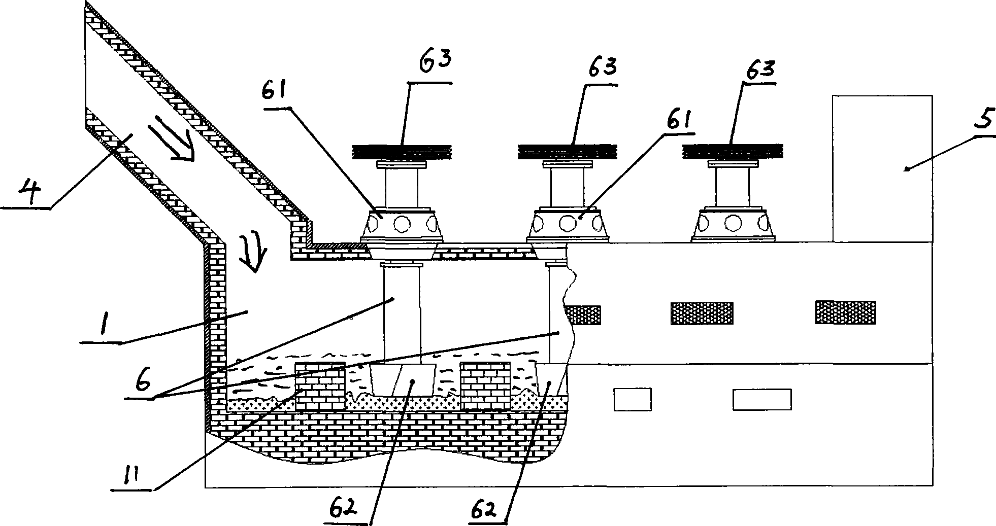 Vertical rotary type zinc rain condensator