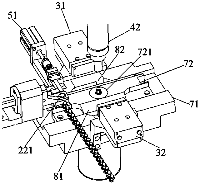 Welding strength automatic testing and sorting device