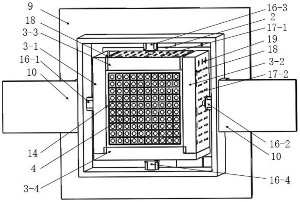 Thermoplastic material flexible forming device