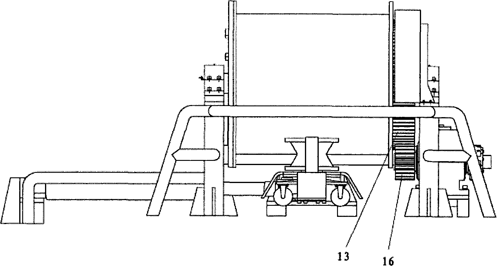 Horizontal automatic-chain-arrangement hydraulic drum winch