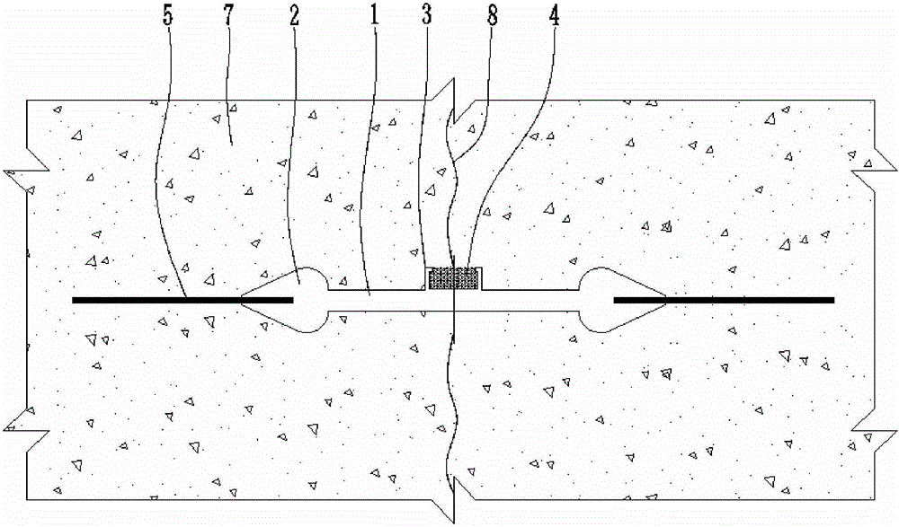 Passive and inactive integrated water stop middle buried type water stop belt structure for construction joint