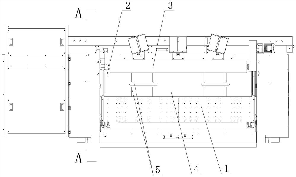 High-precision corrugated paper die cutting device based on rigid contact